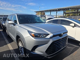 2025 Toyota Grand Highlander XLE - miniatura 3