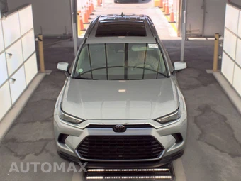 2025 Toyota Grand Highlander XLE - miniatura 2