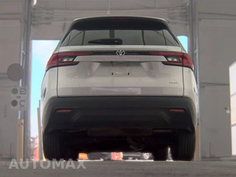 2025 Toyota Grand Highlander XLE - miniatura 7