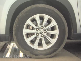 2025 Toyota Grand Highlander XLE - miniatura 9