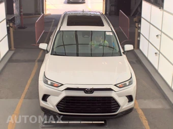 2025 Toyota Grand Highlander XLE - miniatura 2