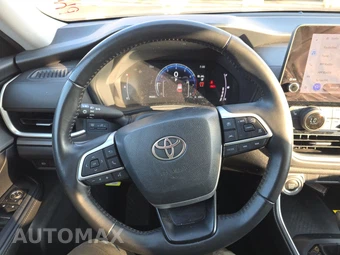 2025 Toyota Grand Highlander XLE - miniatura 10