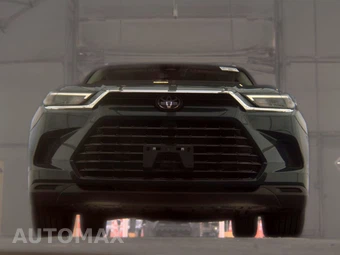 2025 Toyota Grand Highlander XLE - miniatura 3