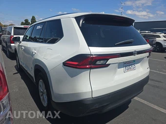 2025 Toyota Grand Highlander XLE - miniatura 6