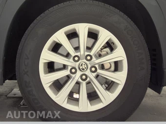 2025 Toyota Grand Highlander XLE - miniatura 10