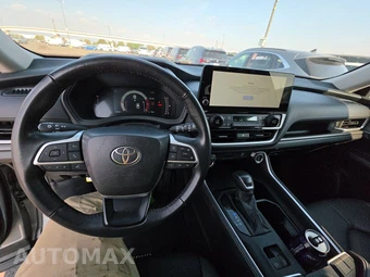 2025 Toyota Grand Highlander XLE - miniatura 17