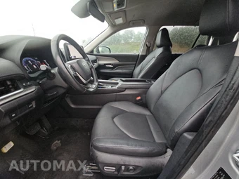 2025 Toyota Grand Highlander XLE - miniatura 7