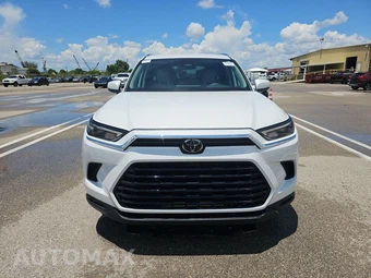 2025 Toyota Grand Highlander XLE - miniatura 2
