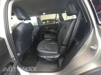 2025 Toyota Grand Highlander XLE - miniatura 13