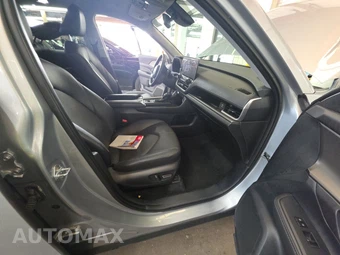2025 Toyota Grand Highlander XLE - miniatura 8