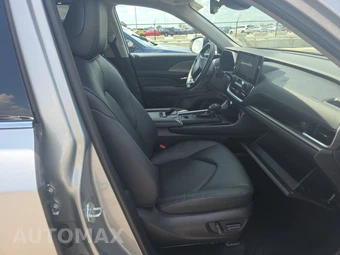 2025 Toyota Grand Highlander XLE - miniatura 8