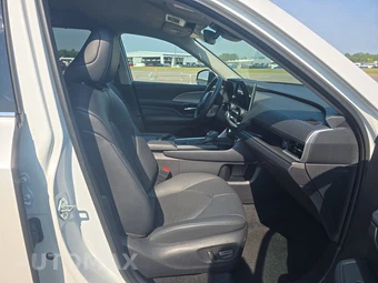 2025 Toyota Grand Highlander XLE - miniatura 8