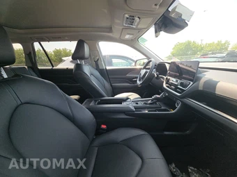 2025 Toyota Grand Highlander XLE - miniatura 8