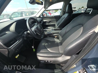 2025 Toyota Grand Highlander XLE - miniatura 13