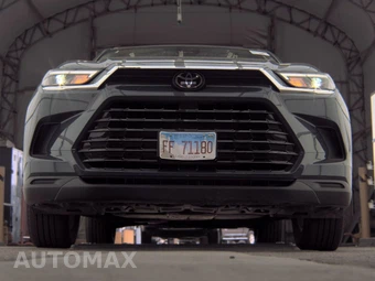 2025 Toyota Grand Highlander XLE - miniatura 3