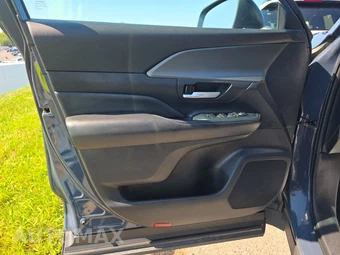 2025 Toyota Grand Highlander XLE - miniatura 9