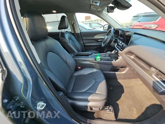 2025 Toyota Grand Highlander XLE - miniatura 8
