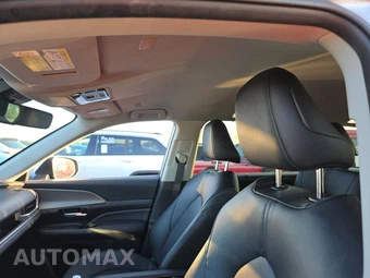 2025 Toyota Grand Highlander XLE - miniatura 19