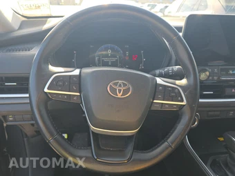 2025 Toyota Grand Highlander XLE - miniatura 10