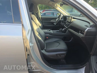 2025 Toyota Grand Highlander XLE - miniatura 8