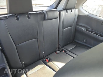 2025 Toyota Grand Highlander XLE - miniatura 14