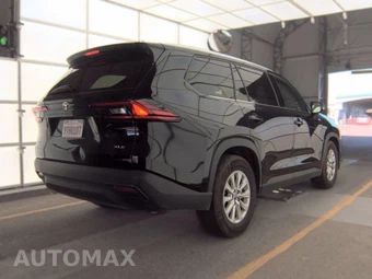 2025 Toyota Grand Highlander XLE - miniatura 4
