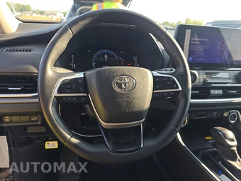 2025 Toyota Grand Highlander XLE - miniatura 10