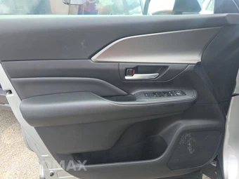 2025 Toyota Grand Highlander XLE - miniatura 9