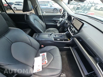 2025 Toyota Grand Highlander XLE - miniatura 8