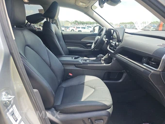 2025 Toyota Grand Highlander XLE - miniatura 8