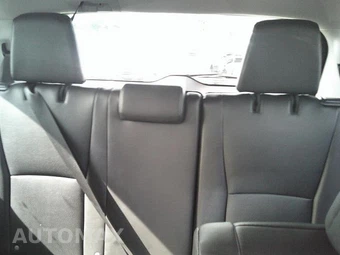 2025 Toyota Grand Highlander XLE - miniatura 2