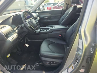 2025 Toyota Grand Highlander XLE - miniatura 7