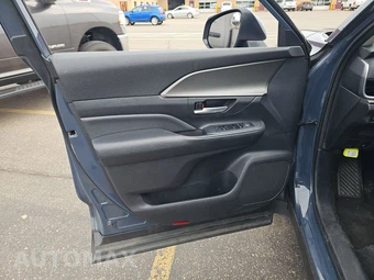 2025 Toyota Grand Highlander XLE - miniatura 9
