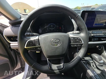 2025 Toyota Grand Highlander XLE - miniatura 10