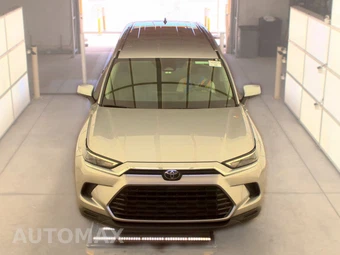 2025 Toyota Grand Highlander XLE - miniatura 2