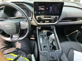 2025 Toyota Grand Highlander XLE - miniatura 11