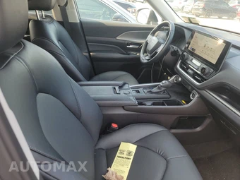 2025 Toyota Grand Highlander XLE - miniatura 8