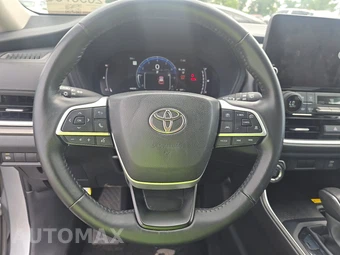 2025 Toyota Grand Highlander XLE - miniatura 10