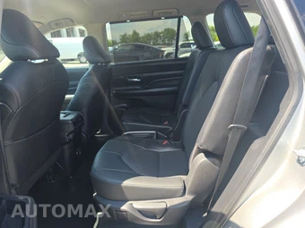 2025 Toyota Grand Highlander XLE - miniatura 13