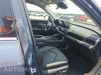 2025 Toyota Grand Highlander XLE - miniatura 8
