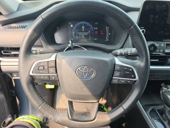2025 Toyota Grand Highlander XLE - miniatura 10
