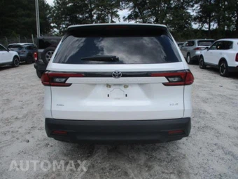 2025 Toyota Grand Highlander XLE - miniatura 17