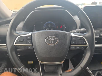2025 Toyota Grand Highlander XLE - miniatura 10