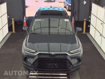 2025 Toyota Grand Highlander XLE - miniatura 2
