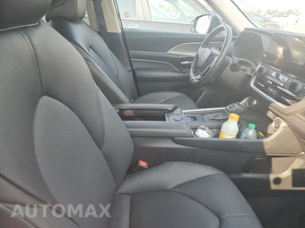 2025 Toyota Grand Highlander XLE - miniatura 8