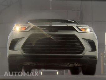 2025 Toyota Grand Highlander XLE - miniatura 3
