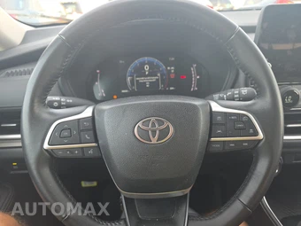 2025 Toyota Grand Highlander XLE - miniatura 10