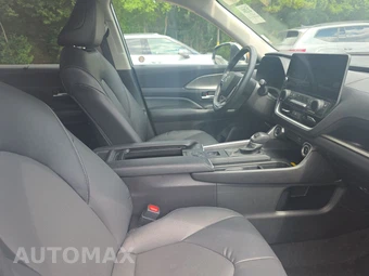 2025 Toyota Grand Highlander XLE - miniatura 8