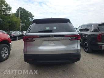 2025 Toyota Grand Highlander XLE - miniatura 5