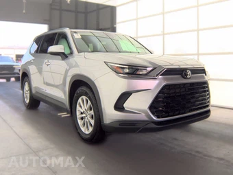 2025 Toyota Grand Highlander XLE - miniatura 3